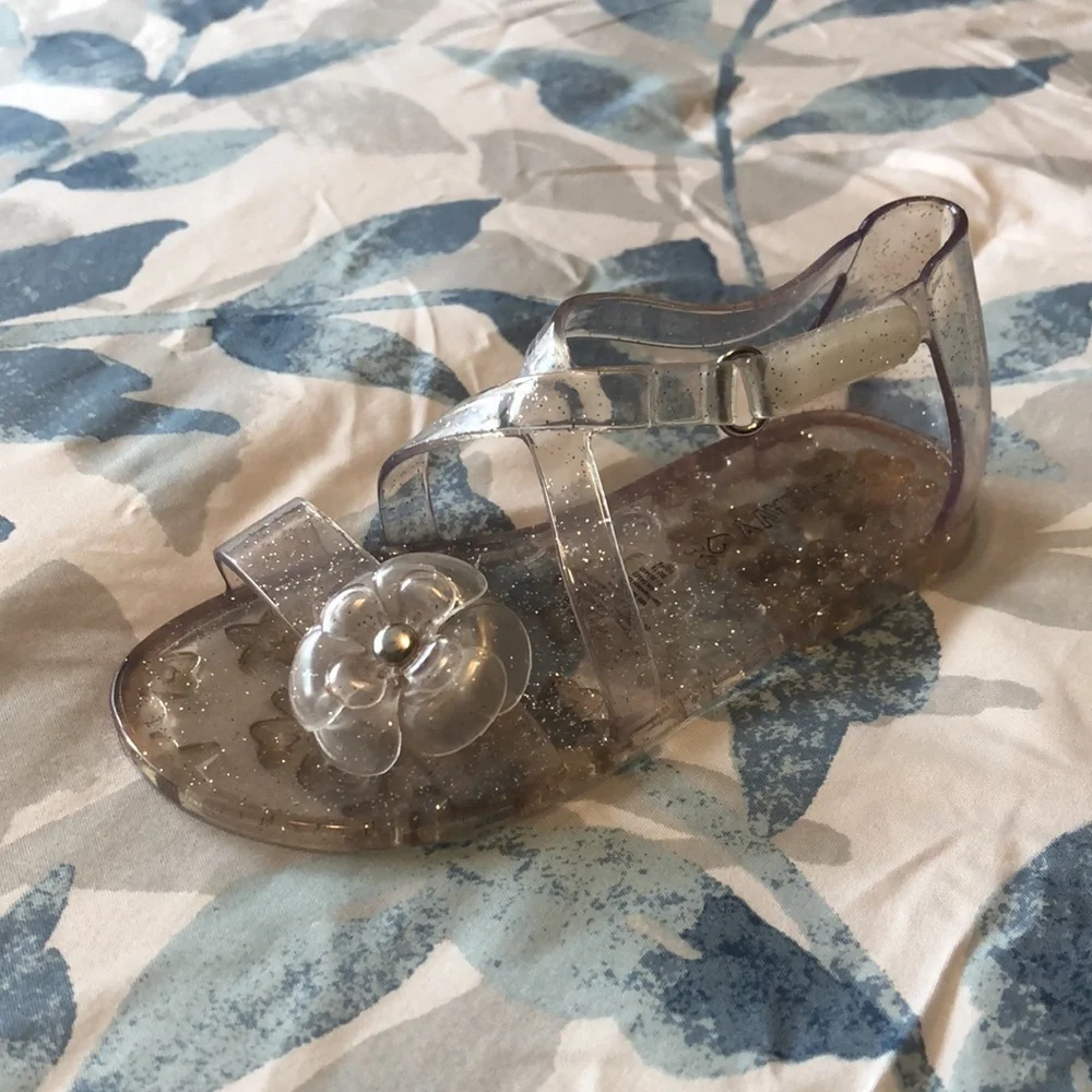 Old Navy Toddler Girl Clear & Glittery Sandals Size 8 - Picture 2 of 6